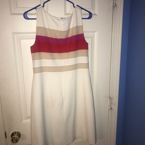 White House Black Market Women’s Dress - Picture 4 of 6